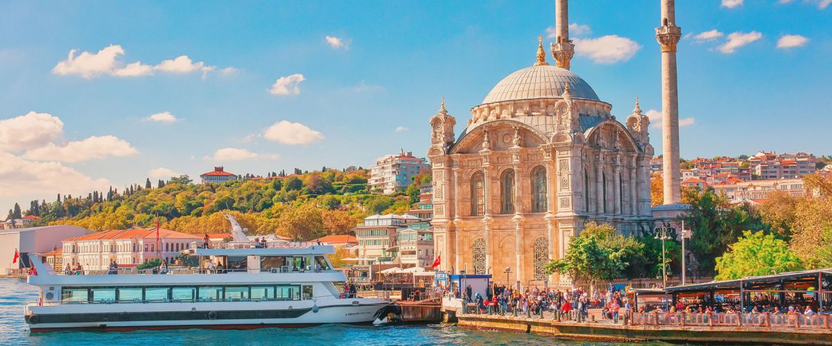 Puente de Diciembre en Estambul