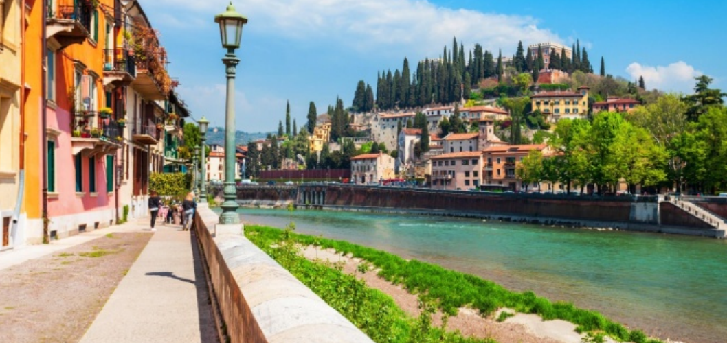 Lagos Alpinos y Venecia desde Vitoria