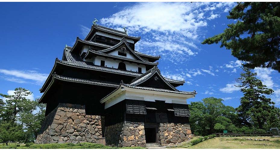 Japón con Fuegos Artificiales en Kumano