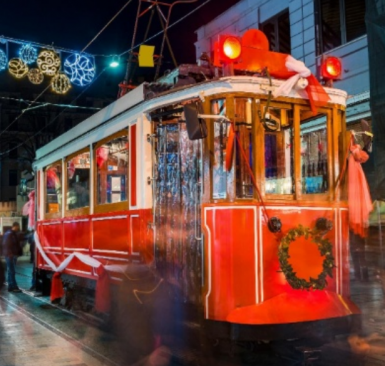 Puente de Diciembre en Estambul desde Palma