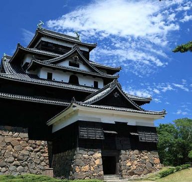 Japón con Fuegos Artificiales en Kumano
